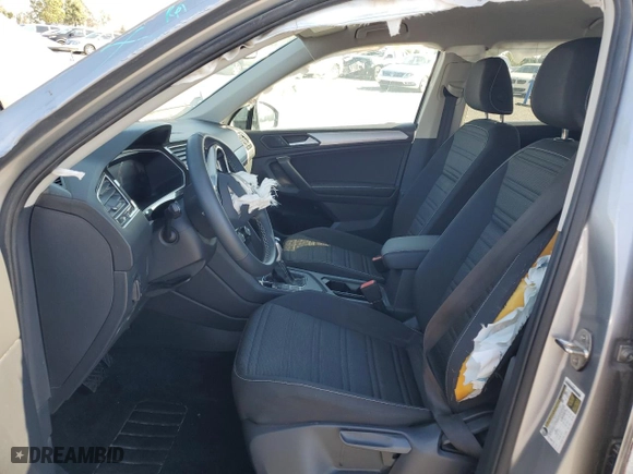 2024 Volkswagen Tiguan S with VIN 3VVRB7AX7RM035930, listed as a Copart auction lot 84238034 with 5,389 mi miles and Salvage Title. Bid and sale history available at carsss.com. Image 7.