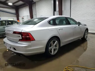 2018 Volvo S90 Momentum с VIN LVY982MK3JP021028, выставлен на аукционе Copart как лот 58322405 с пробегом 132 198 миль миль и Списание • Salvage title. История ставок и продаж доступна на DreamBid. Изображение 3.