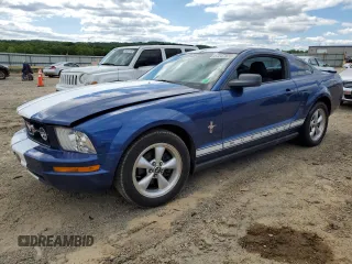 2007 Ford Mustang Deluxe z VIN 1ZVHT80N075219801, wystawiony jako Copart lot #57247925 z przebiegiem 203 385 mil mil oraz Czysty tytuł • Clean title. Historia ofert i sprzedaży dostępna na DreamBid. Obrazek 1.