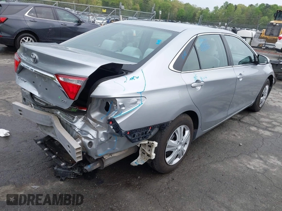 2015 Toyota Camry XLE with VIN 4T4BF1FK6FR475340, listed as a IAAI auction lot 41953834 with 104,041 mi miles. Bid and sale history available at carsss.com. Image 4.