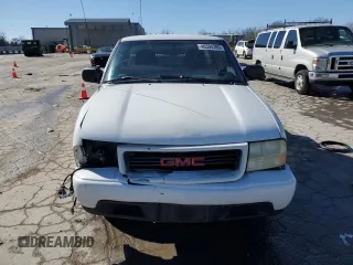 2001 GMC Sonoma SLS w/1SG Pkg with VIN 1GTCS19W118257613, listed as a Copart auction lot 46504385 with 217,842 mi miles and Salvage Title. Bid and sale history available at carsss.com. Image 5.
