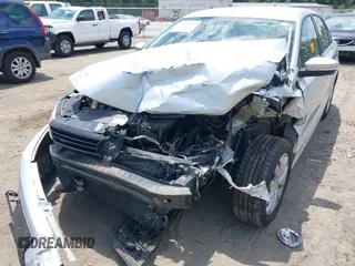 2013 Volkswagen Jetta SE с VIN 3VWDX7AJ1DM215013, выставлен на аукционе IAAI как лот 42774806 с пробегом Не указан миль и . История ставок и продаж доступна на DreamBid. Изображение 6.