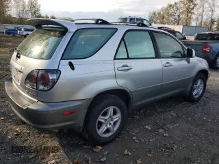 2002 Lexus RX 300 with VIN JTJHF10U520273705, listed as a Copart auction lot 74113804 with 227,675 mi miles and Clean Title. Bid and sale history available at carsss.com. Image 3.