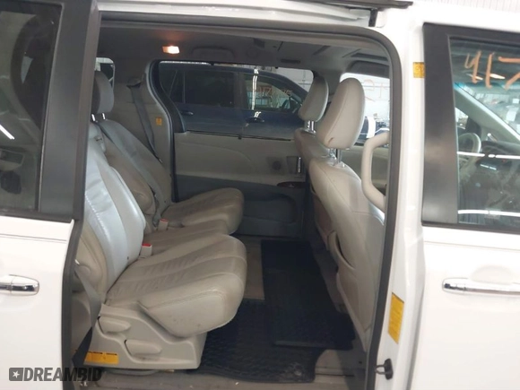 2012 Toyota Sienna XLE AAS with VIN 5TDYK3DC2CS196897, listed as a IAAI auction lot 41762345 with 183,188 mi miles. Bid and sale history available at carsss.com. Image 8.