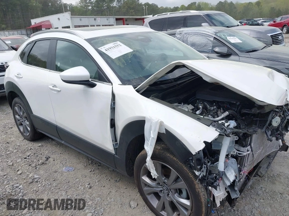 2025 Mazda CX-30 S Preferred with VIN 3MVDMBCMXSM776179, listed as a IAAI auction lot 41931552 with 9,440 mi miles and . Bid and sale history available at carsss.com. Image 13.
