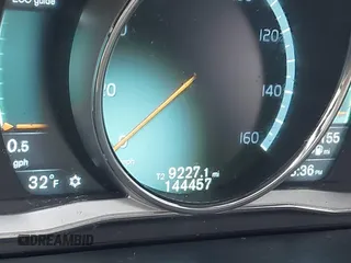2015 Volvo S60 T5 Drive-E Premier с VIN YV140MFK3F1351631, выставлен на аукционе IAAI как лот 41558911 с пробегом 144 457 миль миль и . История ставок и продаж доступна на DreamBid. Изображение 15.
