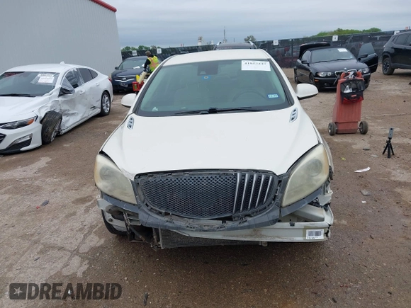 2014 Buick Verano Convenience Group with VIN 1G4PR5SK2E4182506, listed as a IAAI auction lot 41957247 with 250,122 mi miles. Bid and sale history available at carsss.com. Image 12.