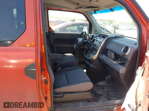 2003 Honda Element EX with VIN 5J6YH28563L051457, listed as a IAAI auction lot 41988907 with 155,286 mi miles and . Bid and sale history available at DreamBid. Image 5.