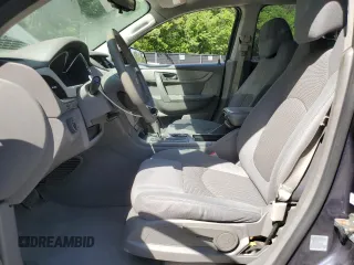 2014 Chevrolet Traverse LS z VIN 1GNKVFEDXEJ123578, wystawiony jako Copart lot #57697115 z przebiegiem 112 680 mil mil oraz Szkoda całkowita • Salvage title. Historia ofert i sprzedaży dostępna na DreamBid. Obrazek 7.