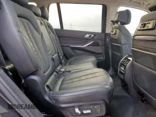2019 BMW X7 xDrive40i z VIN 5UXCW2C56KL086445, wystawiony jako Copart lot #54493325 z przebiegiem 93 128 mil mil oraz Tytuł czysty. Historia ofert i sprzedaży dostępna na DreamBid. Obrazek 11.
