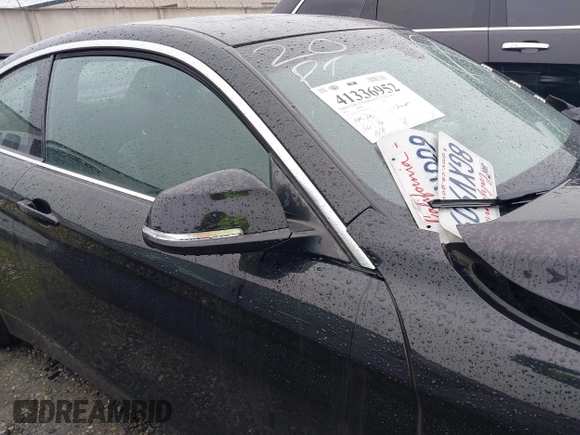 2019 BMW 4 Series 430i with VIN WBA4W3C56KAF92817, listed as a IAAI auction lot 41336952 with Not Provided miles and . Bid and sale history available at DreamBid. Image 13.