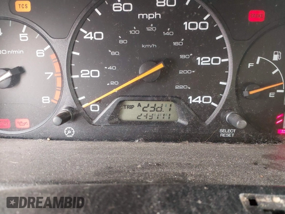 2000 Honda Odyssey EX z VIN 2HKRL1868YH595787, wystawiony jako IAAI lot #41823390 z przebiegiem 243 111 mil mil oraz . Historia ofert i sprzedaży dostępna na DreamBid. Obrazek 7.