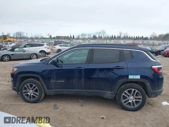 2018 Jeep Compass Altitude with VIN 3C4NJDBB8JT142514, listed as a IAAI auction lot 41528444 with 102,874 mi miles and . Bid and sale history available at carsss.com. Image 14.