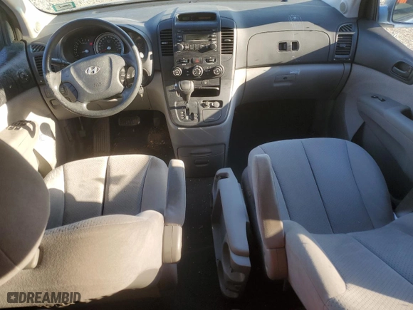 2008 Hyundai Entourage GLS with VIN KNDMC233486049592, listed as a Copart auction lot 47755765 with 201,802 mi miles and Salvage Title. Bid and sale history available at carsss.com. Image 8.