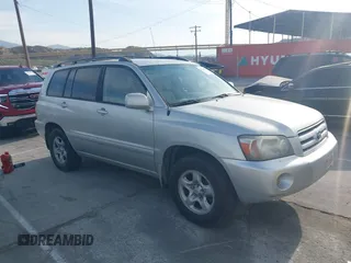 2004 Toyota Highlander with VIN JTEDD21A040104983, listed as a IAAI auction lot 42368417 with 206,571 mi miles and . Bid and sale history available at DreamBid. Image 1.