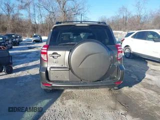 2010 Toyota RAV4 Ltd with VIN 2T3DK4DVXAW024392, listed as a IAAI auction lot 41418208 with 175,914 mi miles. Bid and sale history available at carsss.com. Image 16.
