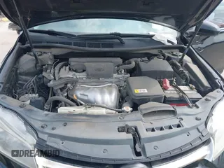 2017 Toyota Camry XLE z VIN 4T1BF1FK7HU365703, wystawiony jako IAAI lot #42300666 z przebiegiem 125 834 mil mil oraz . Historia ofert i sprzedaży dostępna na DreamBid. Obrazek 10.
