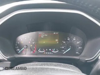 2020 Ford Escape SEL z VIN 1FMCU9H6XLUA29433, wystawiony jako IAAI lot #42446183 z przebiegiem 52 089 mil mil oraz . Historia ofert i sprzedaży dostępna na DreamBid. Obrazek 7.