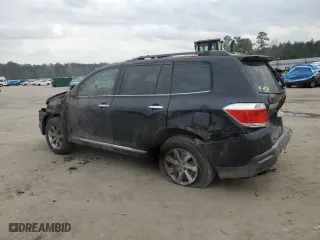 2011 Toyota Highlander with VIN 5TDBK3EHXBS082452, listed as a Copart auction lot 44063115 with 221,062 mi miles and Salvage Title. Bid and sale history available at carsss.com. Image 2.