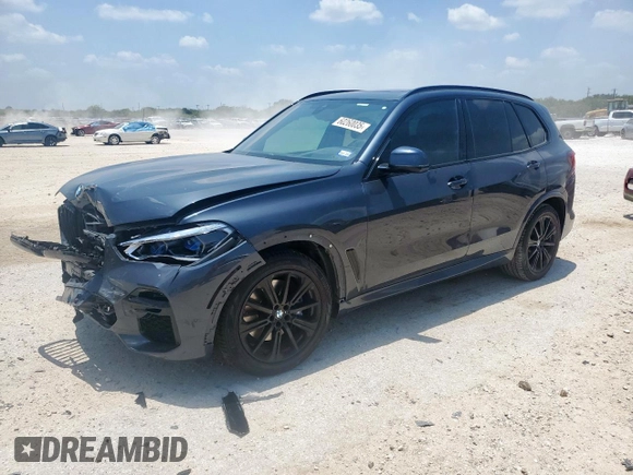 2021 BMW X5 xDrive40i z VIN 5UXCR6C01M9E82286, wystawiony jako Copart lot #60260035 z przebiegiem Nie podano mil oraz Szkoda całkowita • Salvage title. Historia ofert i sprzedaży dostępna na DreamBid. Obrazek 1.