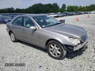 2004 Mercedes-Benz C 240 with VIN WDBRF61J44A551739, listed as a Copart auction lot 55145435 with 82,864 mi miles and Salvage title. Bid and sale history available at DreamBid. Image 4.