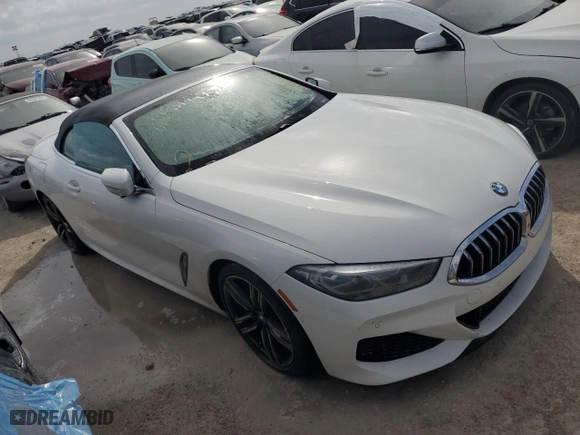 2019 BMW 8 Series M850i xDrive with VIN WBAFY4C53KBX29650, listed as a Copart auction lot 74467184 with 0 mi miles and Salvage Title. Bid and sale history available at carsss.com. Image 4.