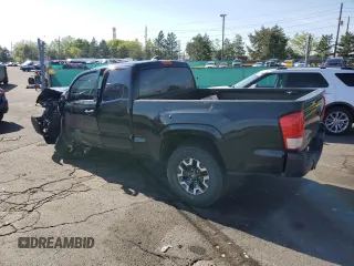 2017 Toyota Tacoma SR z VIN 5TFSX5ENXHX057041, wystawiony jako Copart lot #56187245 z przebiegiem 97 281 mil mil oraz Szkoda całkowita • Salvage title. Historia ofert i sprzedaży dostępna na DreamBid. Obrazek 2.