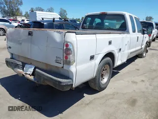 1999 Ford F-350 XL with VIN 1FTSX30F9XEE66484, listed as a IAAI auction lot 42570434 with 349,084 mi miles and . Bid and sale history available at DreamBid. Image 4.