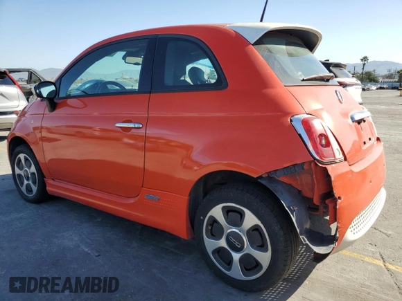 2014 FIAT 500e с VIN 3C3CFFGE1ET266948, выставлен на аукционе Copart как лот 57137835 с пробегом 86 013 миль миль и Чистый • Clean title. История ставок и продаж доступна на DreamBid. Изображение 2.