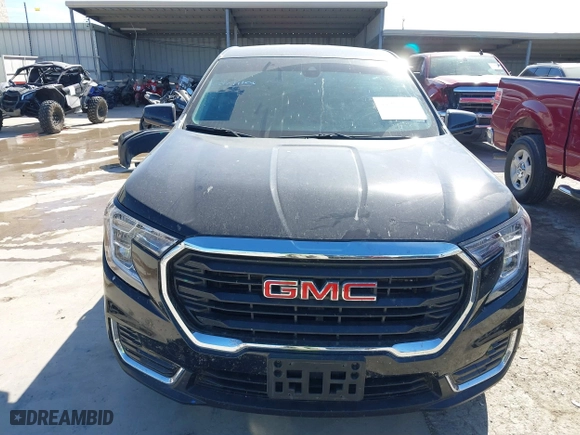2024 GMC Terrain SLE with VIN 3GKALMEG7RL276026, listed as a IAAI auction lot 41392221 with 21,227 mi miles. Bid and sale history available at carsss.com. Image 12.