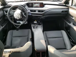 2021 Lexus UX 250h z VIN JTHP9JBH1M2046894, wystawiony jako Copart lot #58231625 z przebiegiem 22 248 mil mil oraz Szkoda całkowita • Salvage title. Historia ofert i sprzedaży dostępna na DreamBid. Obrazek 8.