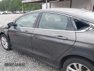 2015 Chrysler 200 Limited with VIN 1C3CCCABXFN632929, listed as a IAAI auction lot 42144192 with 140,917 mi miles. Bid and sale history available at carsss.com. Image 6.