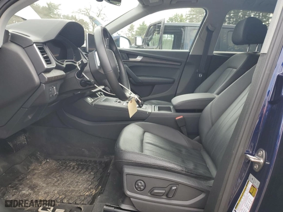 2018 Audi Q5 Premium Plus with VIN WA1BNAFY6J2209949, listed as a Copart auction lot 49224405 with 47,690 mi miles and Salvage Title. Bid and sale history available at carsss.com. Image 7.