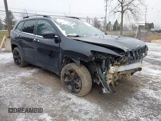 2018 Jeep Cherokee Limited with VIN 1C4PJMDX8JD530088, listed as a IAAI auction lot 41213375 with 96,210 mi miles. Bid and sale history available at carsss.com. Image 1.