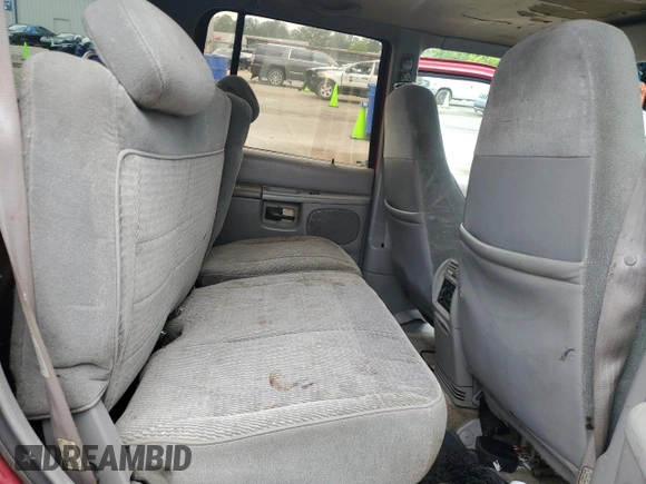 1996 Ford Explorer XL z VIN 1FMDU32X5TUD14799, wystawiony jako Copart lot #54529405 z przebiegiem 195 730 mil mil oraz Szkoda całkowita • Salvage title. Historia ofert i sprzedaży dostępna na DreamBid. Obrazek 11.