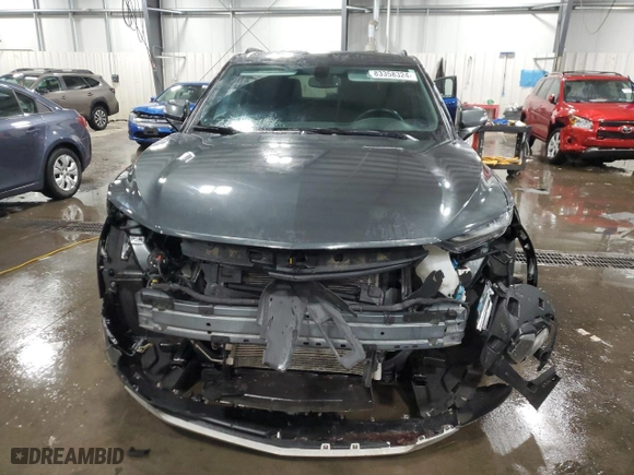 2019 Chevrolet Blazer with VIN 3GNKBGRS0KS698161, listed as a Copart auction lot 83358324 with 43,438 mi miles and Salvage Title. Bid and sale history available at carsss.com. Image 5.