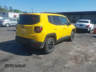 2023 Jeep Renegade Upland with VIN ZACNJDB11PPP58351, listed as a IAAI auction lot 41890948 with 34,453 mi miles and . Bid and sale history available at DreamBid. Image 4.