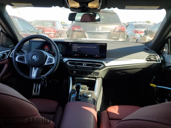 2022 BMW i4 eDrive40 z VIN WBY73AW0XNFN24679, wystawiony jako Copart lot #70213313 z przebiegiem 14 403 mil mil oraz . Historia ofert i sprzedaży dostępna na DreamBid. Obrazek 8.