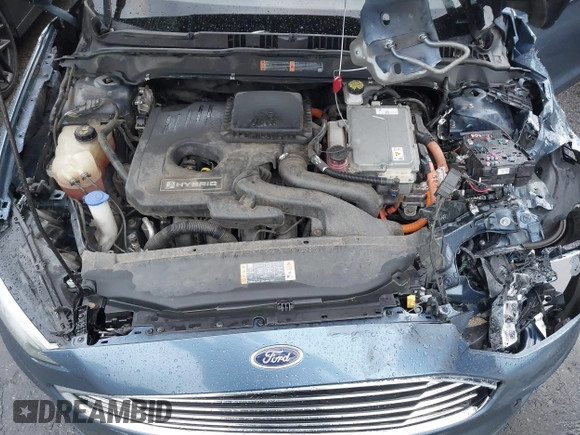 2019 Ford Fusion Hybrid SE with VIN 3FA6P0LU2KR148731, listed as a IAAI auction lot 41776405 with Not Provided miles. Bid and sale history available at carsss.com. Image 10.