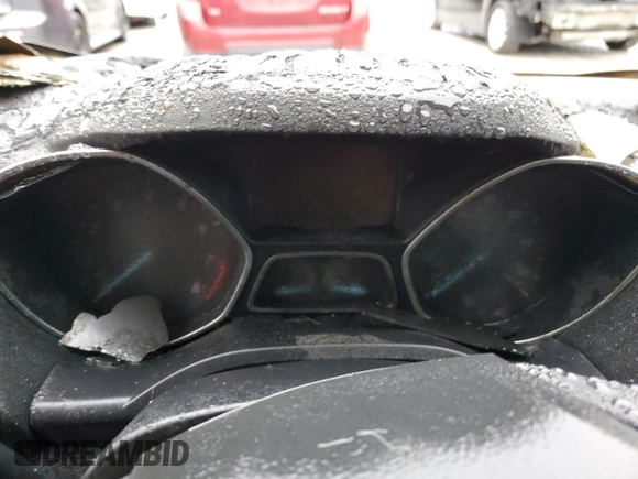 2014 Ford Escape SE с VIN 1FMCU9GX5EUC08895, выставлен на аукционе Copart как лот 77551283 с пробегом Не указан миль и Списание • Salvage title. История ставок и продаж доступна на DreamBid. Изображение 9.