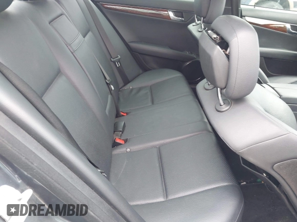 2009 Mercedes-Benz C 300 Sport с VIN WDDGF54X89R041489, выставлен на аукционе IAAI как лот 42363616 с пробегом 212 188 миль миль и . История ставок и продаж доступна на DreamBid. Изображение 8.