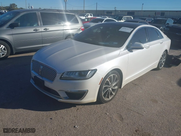 2018 Lincoln MKZ Reserve with VIN 3LN6L5E93JR621168, listed as a IAAI auction lot 41064871 with 61,945 mi miles. Bid and sale history available at carsss.com. Image 18.