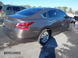 2014 Nissan Altima 2.5 S with VIN 1N4AL3AP5EC118453, listed as a IAAI auction lot 41280769 with 169,246 mi miles. Bid and sale history available at carsss.com. Image 4.
