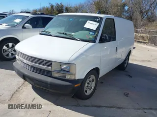 2004 Chevrolet Astro Cargo Van with VIN 1GCDM19X84B114706, listed as a IAAI auction lot 41410630 with 210,443 mi miles. Bid and sale history available at carsss.com. Image 2.