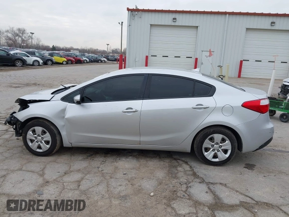 2015 Kia Forte LX with VIN KNAFK4A69F5437163, listed as a IAAI auction lot 42014912 with 220,953 mi miles and . Bid and sale history available at carsss.com. Image 15.