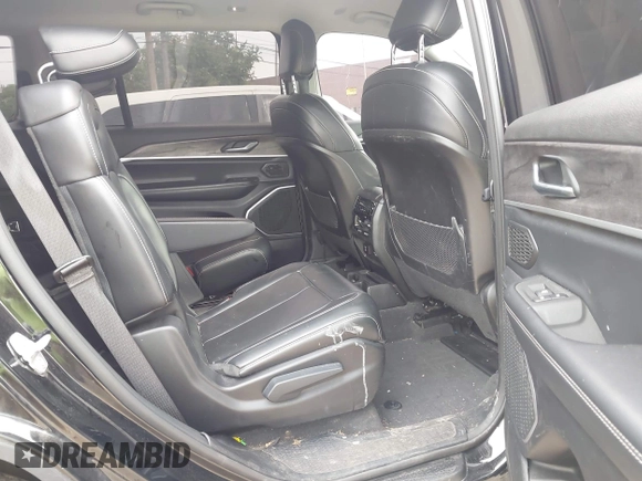 2021 Jeep Grand Cherokee Limited with VIN 1C4RJKBG5M8125173, listed as a IAAI auction lot 42457321 with 35,751 mi miles and . Bid and sale history available at DreamBid. Image 8.