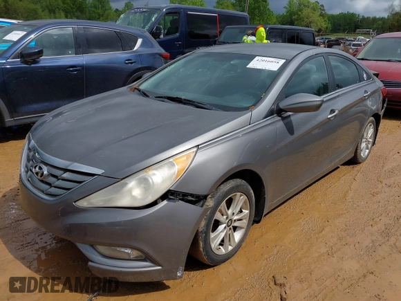 2013 Hyundai Sonata GLS with VIN 5NPEB4AC8DH748505, listed as a IAAI auction lot 42016058 with 215,227 mi miles and . Bid and sale history available at carsss.com. Image 2.