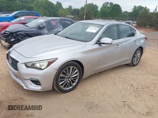 2018 Infiniti Q50 3.0t Luxe with VIN JN1EV7AR0JM433540, listed as a IAAI auction lot 42129284 with 105,966 mi miles. Bid and sale history available at carsss.com. Image 2.