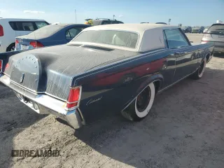 1971 Lincoln Continental with VIN 1Y89A822627, listed as a Copart auction lot 75398604 with 71,553 mi miles and Salvage Title. Bid and sale history available at DreamBid. Image 3.