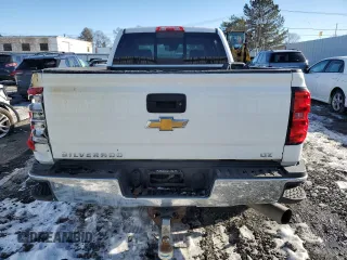 2015 Chevrolet Silverado 3500HD LTZ with VIN 1GC4K0E80FF157625, listed as a Copart auction lot 42562895 with 119,163 mi miles and Salvage Title. Bid and sale history available at DreamBid. Image 6.